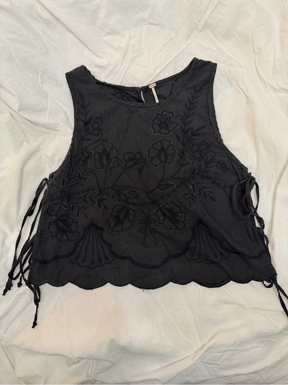 Free People faded gardens top - black